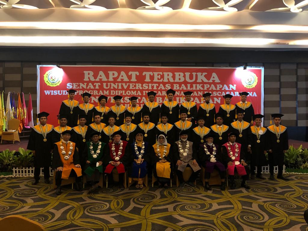 Rapat Terbuka Senat Universitas Balikpapan Wisuda Program Diploma, Sarjana, Pasca Sarjana Semester Genap Tahun Akademik 2020-2021